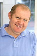 dr. Fajta P&eacute;ter fogorvos